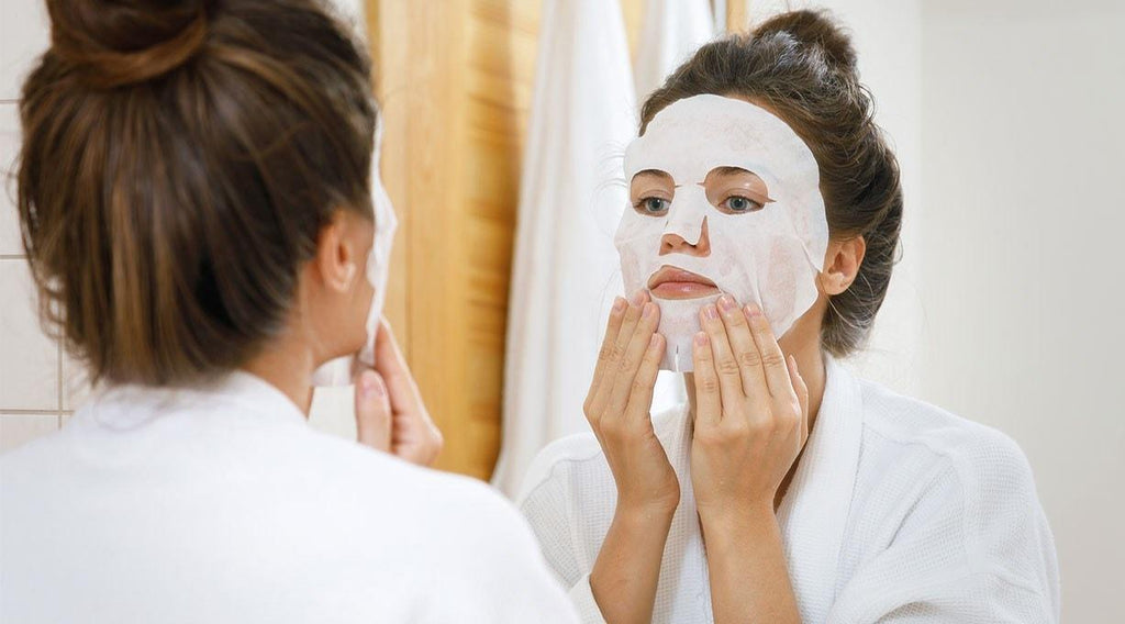 Holika Holika Shea Butter Gesichtsmaske, 10 Stück, feuchtigkeitsspendende Tuchmasken für glatte, gepflegte Haut.