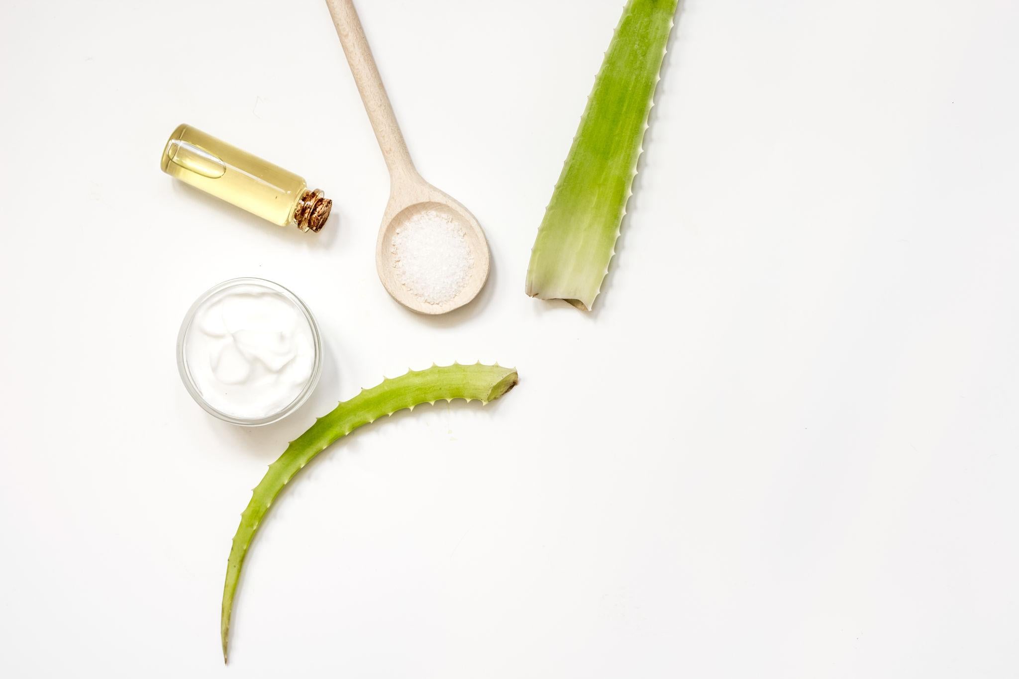 Feuchtigkeitslotion mit Aloe Vera von HOLIKA HOLIKA, 240 ml, emulgierende Textur für intensive Pflege und beruhigende Haut.