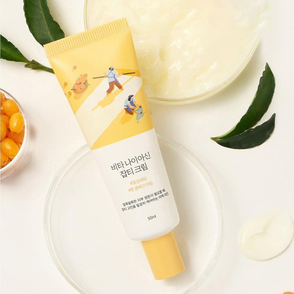 Runde Lab Vita Niacin Blemish Creme in 50 ml, aufhellende Anti-Falten Creme mit Niacinamid und Vitamin C in der Verpackung