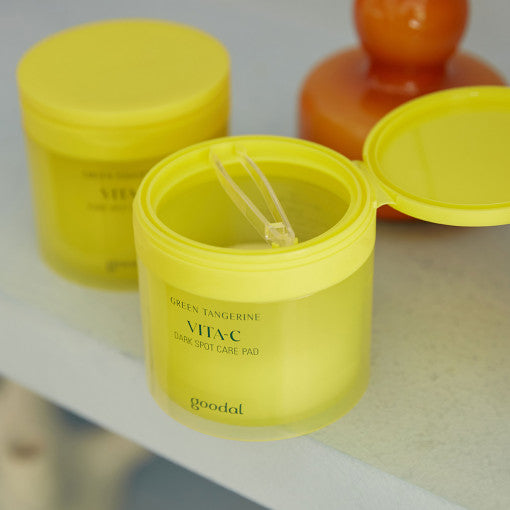 goodal Green Tangerine Vita-C Dark Spot Care Pad, Toner Pad mit grüner Tangerine, für hellere Haut und dunkle Flecken, 70 Stück