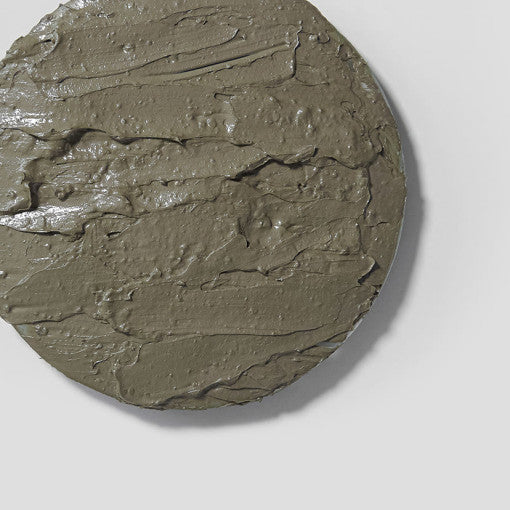 Celimax The Real Noni Refresh Clay Mask in 120g, zeigt die Verpackung und die Textur der revitalisierenden Tonmaske