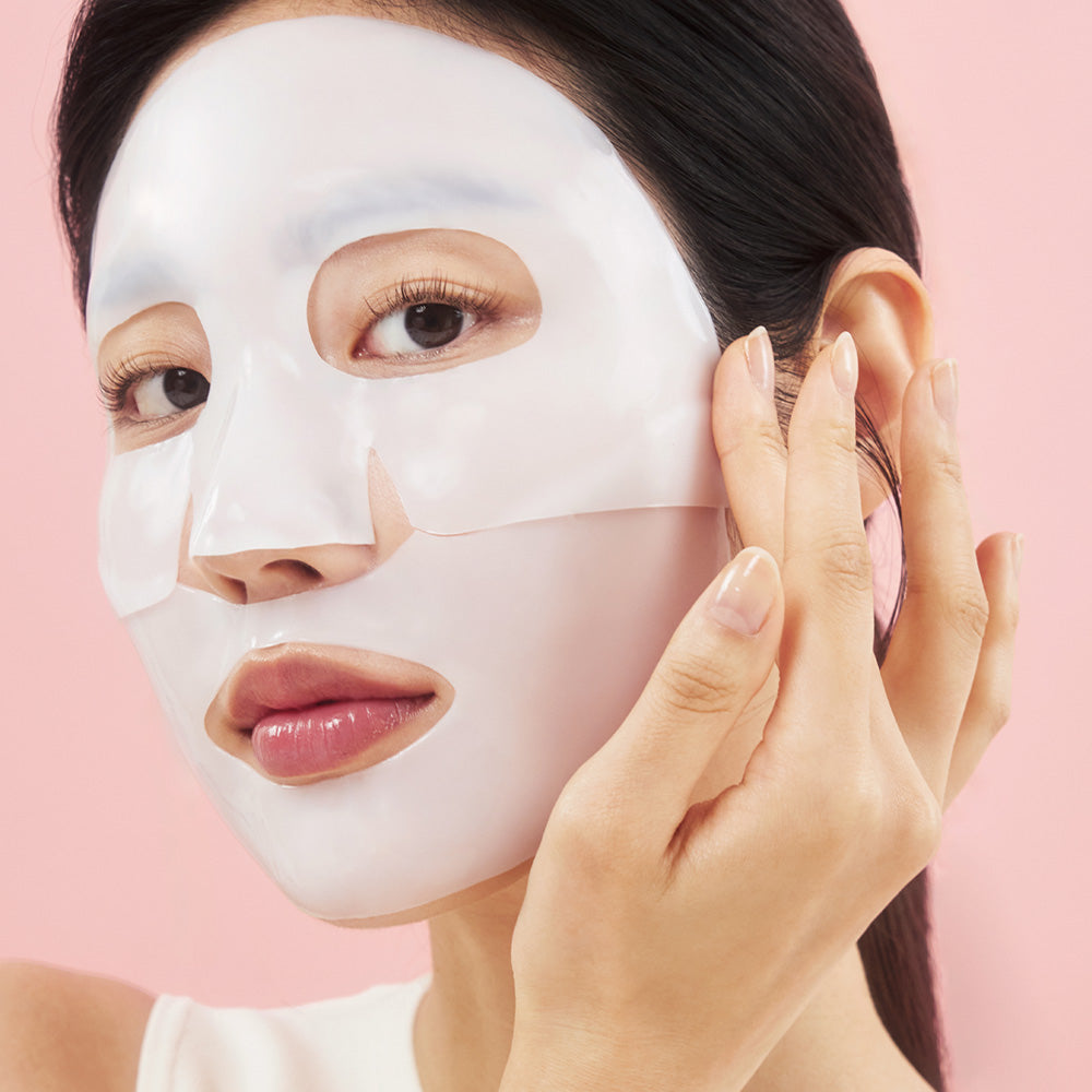 Biodance Bio Collagen Real Deep Mask, intensive Kollagen-Tuchmaske, 4 Stück, feuchtigkeitsbringende Gesichtsmaske auf der Verpackung