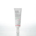AXIS-Y Calamine Pore Control Serum in einer 50ml Flasche, sichtbarer Dosierungsapplikator und klares Produktdesign.