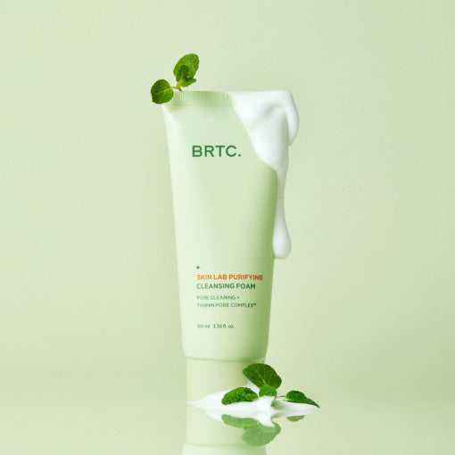 BRTC Skin Lab Reinigungsschaum, 100ml, schäumendes Reinigungsprodukt für reine und frische Haut, in der Flasche.