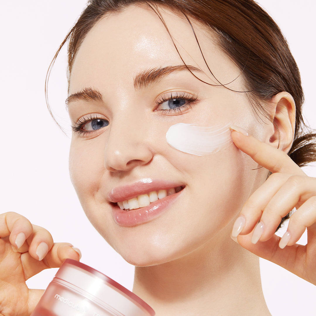 medicube Triple Collagen Creme, reichhaltige Hautcreme in 50 ml mit feuchtigkeitsspendender und hautstärkender Kollagenformel