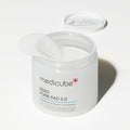 medicube Zero Pore Pad 2.0, porenreinigende Toner-Pads für klare Haut, 70 Stück, Hautpflegeprodukt in der Verpackung