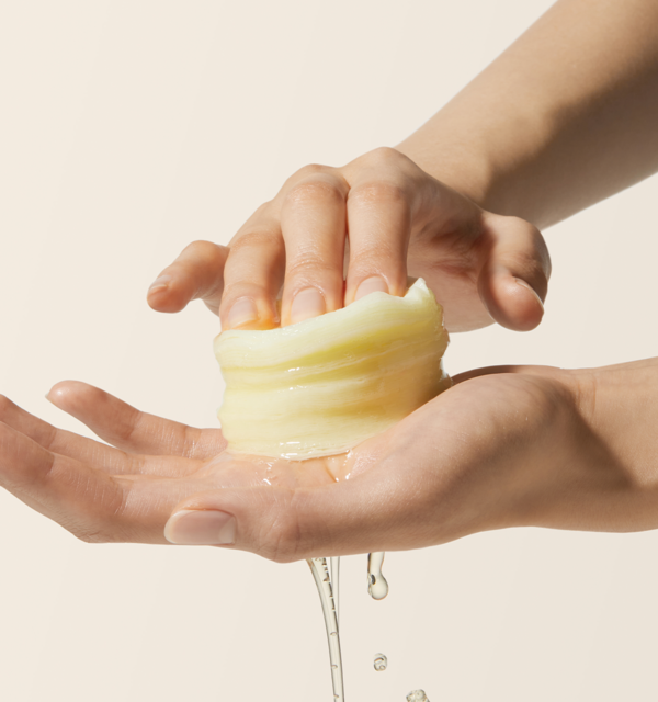 medicube Deep Vita C Pad mit Sanddorn, aufhellende Vitamin C Toner-Pads, 70 Stück, auf einem weißen Hintergrund sichtbar