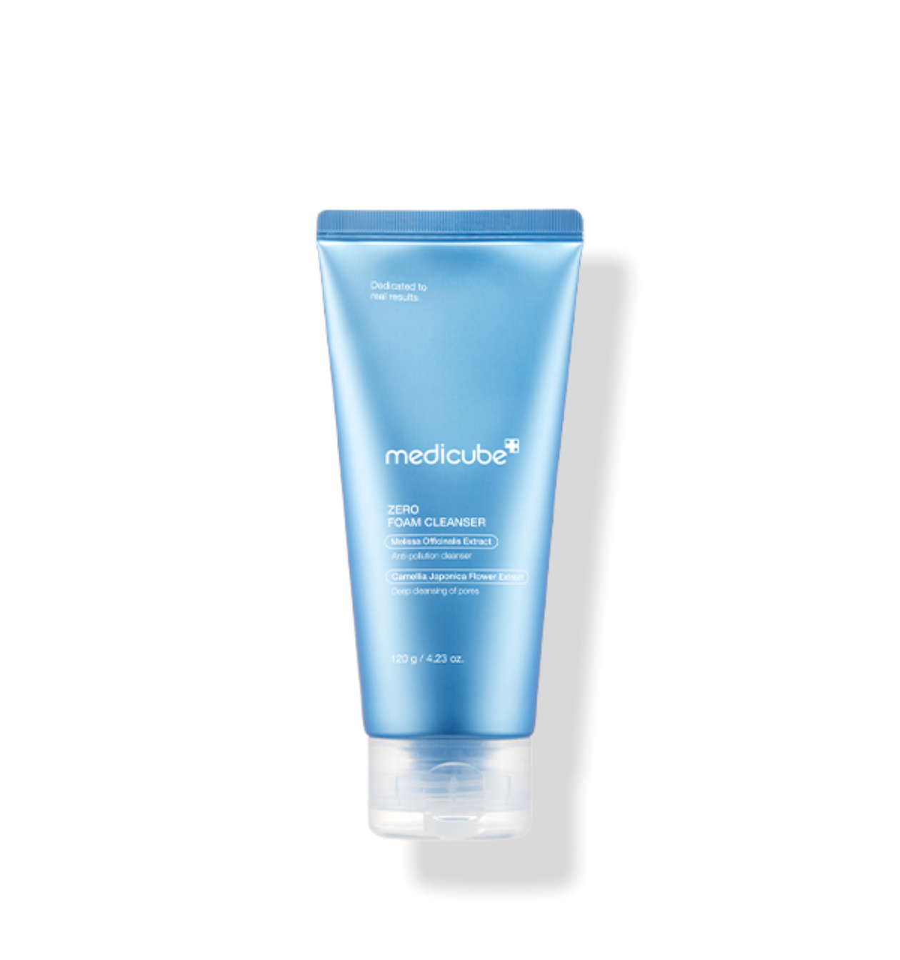 Medikube Zero Foam Cleanser, sanfter Reinigungsschaum für empfindliche Haut, 120 g, cremige Textur in weißer Verpackung