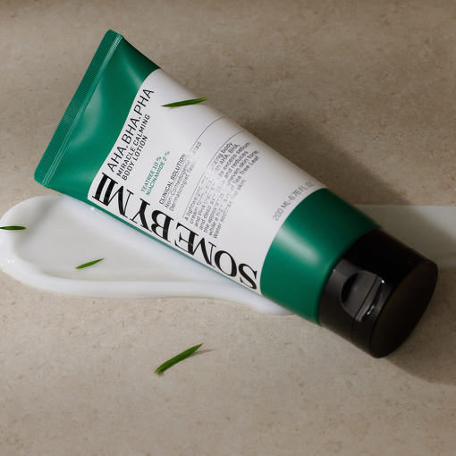 SOME BY MI AHA BHA PHA Miracle Calming Body Lotion mit Teebaum, 200 ml, feuchtigkeitsspendende Anti-Akne Koerperlotion
