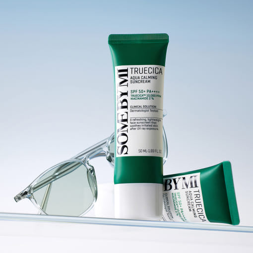 SOME BY MI Truecica Aqua Calming Suncream mit SPF50+ und PA++++, beruhigende Sonnencreme in 50 ml Flasche