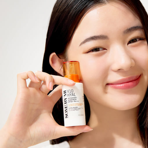 SOME BY MI V10 Hyal Antioxidant Sonnenschutz mit SPF50+ PA++++, 40 ml, feuchtigkeitsspendender Sonnenschutz mit Hyaluron-Komplex