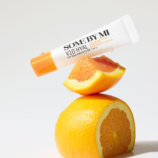 SOME BY MI V10 Hyal Lip Sun Protector Lippenbalsam, 7ml, pflegt und schützt die Lippen vor UV-Strahlen mit Hyaluronsäure