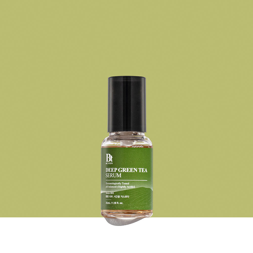 Benton Deep Green Tea Serum in 35ml Flasche, grüne Verpackung mit Serum-Design, für gepflegte Haut und Feuchtigkeitsversorgung
