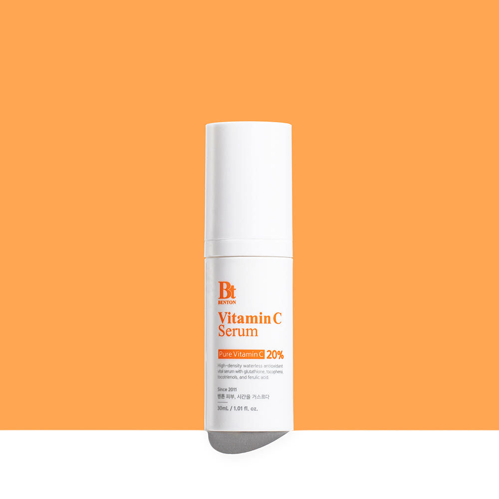 Benton Vitamin C Serum in 30ml Flasche, hellgelbe Textur, auf weißem Hintergrund, sichtbar im Flaschen-Design.
