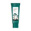 Runde Lab Pine Calming Cica Creme Plus – Intensive Beruhigungscreme mit Kiefer und Cica, 60 ml, cremige Textur in Tiegel
