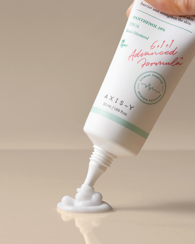 AXIS-Y Panthenol 10 Hautglättende Schutzcreme in 50ml, cremige Textur, ideal für feine, geschützte Haut.