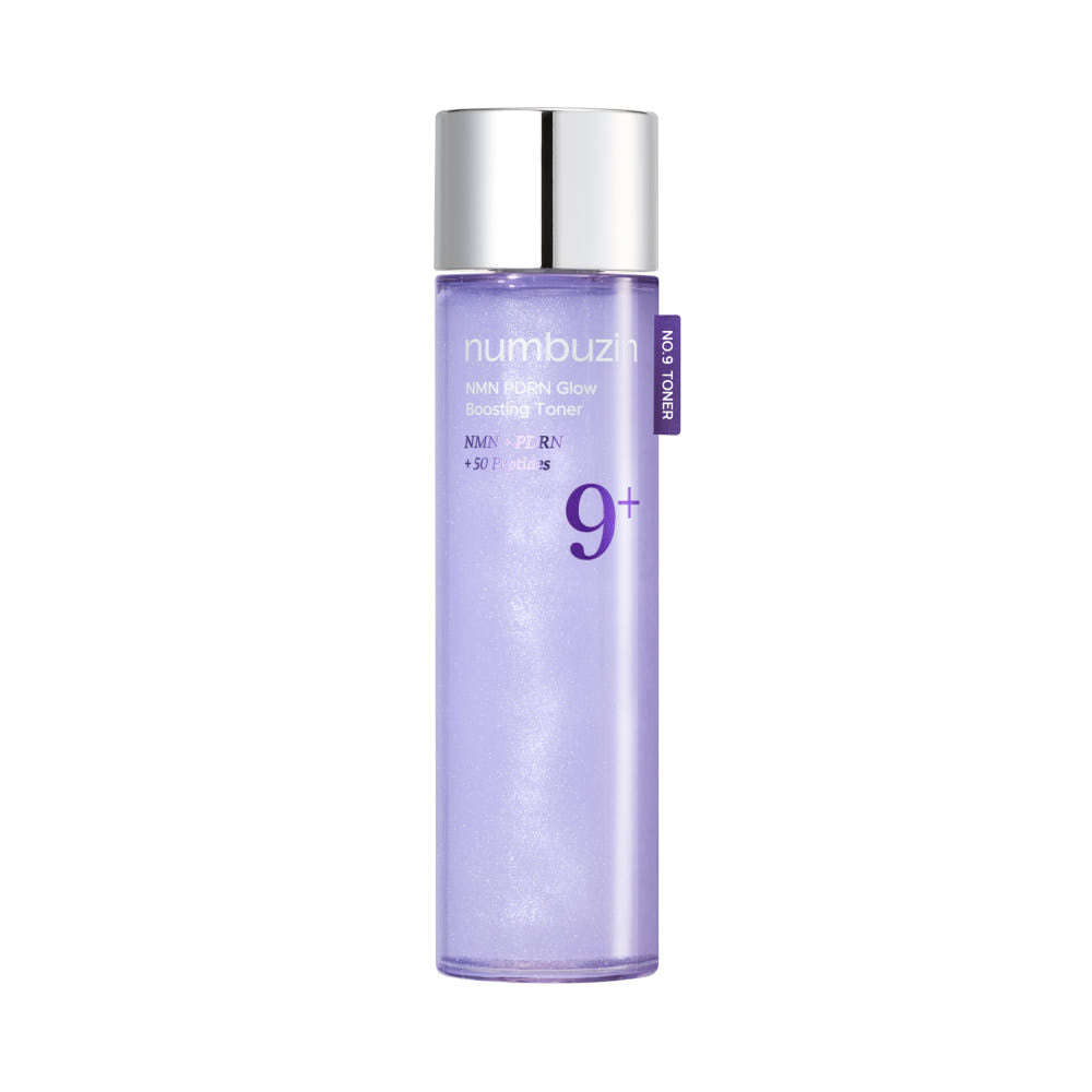 Numbuzin No.9 NMN PDRN Glow Boosting Toner in 150 ml Flasche, strahlender Anti-Aging Toner mit NMN und PDRN, sichtbar auf dem Produkt.