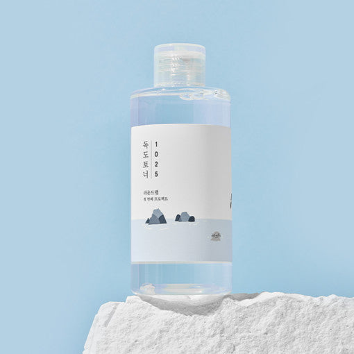 Runder Lab 1025 Dokdo Toner in 200 ml Flasche, Feuchtigkeitstoner mit Tiefseewasser und Mineralien, für gepflegte Haut