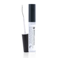 Benton Honest Wimpernserum, 10ml Flasche mit Dosierer, zeigt die Verpackung und das Serum in einer Nahaufnahme.